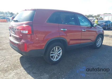2015 Kia Sorento Lx z USA, uszkodzony, nr VIN 5XYKT3A61FG615325